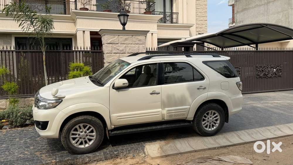 Toyota Fortuner 2013 Diesel Well Maintained