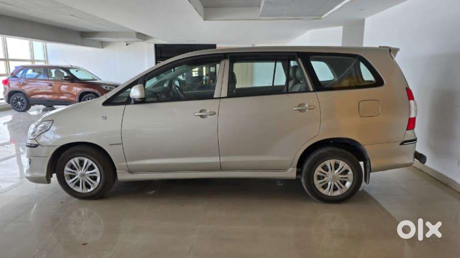 Toyota Innova 2.5 G (diesel) 7 Seater, 2013, Diesel