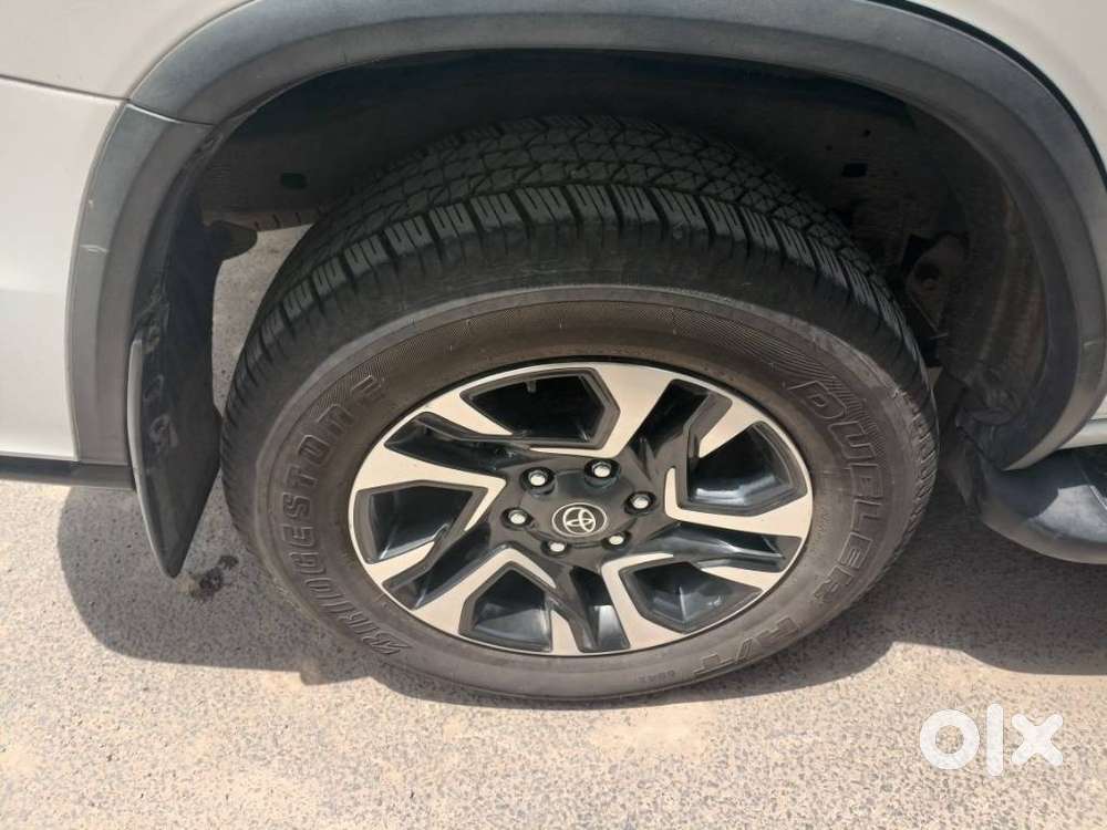 Toyota Fortuner Legender 4x2 At 2.8, 2023, Diesel