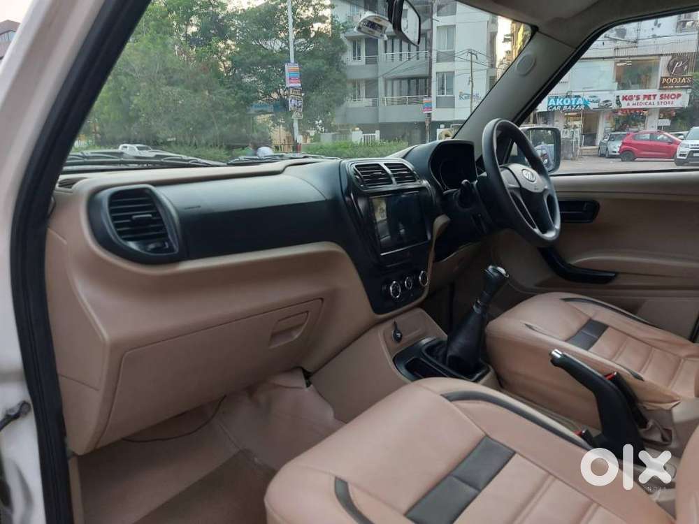 Mahindra Tuv 300 Plus P6, 2019, Diesel