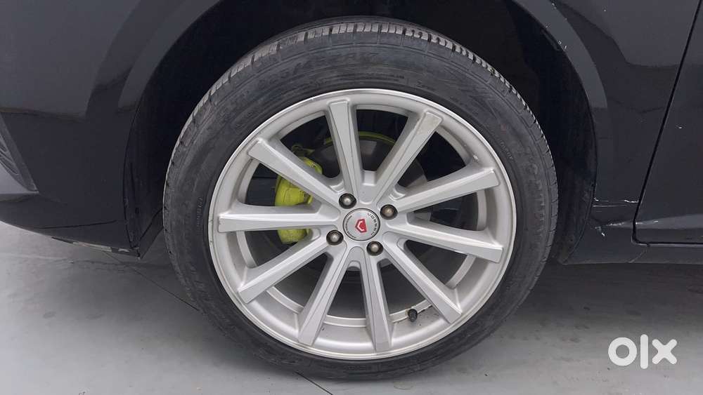 Hyundai Verna 1.5 Sx (o) Petrol Mt, 2023, Petrol