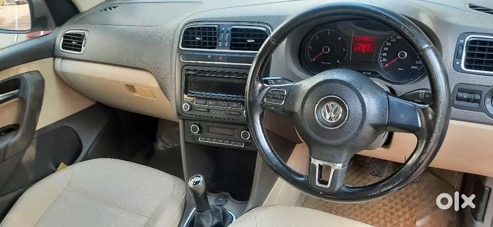 Volkswagen Vento 2012 Diesel 1 6 Highline