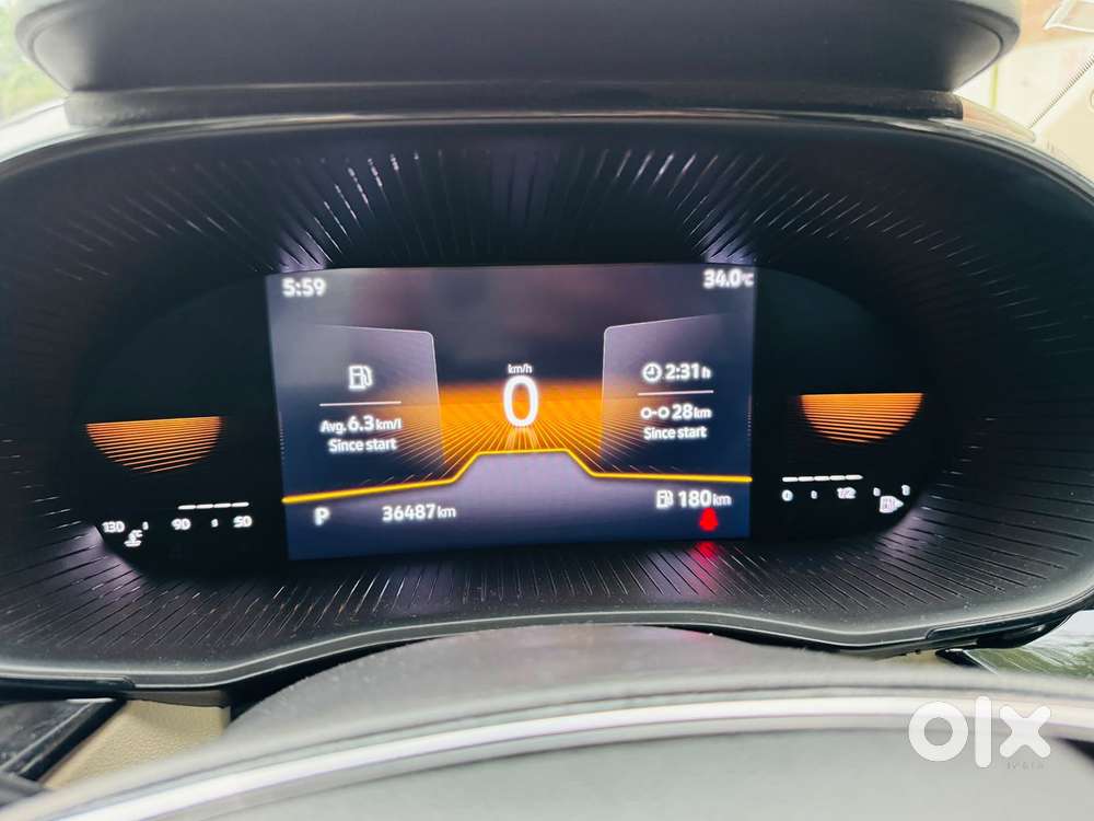 Skoda Slavia 1.0 Tsi Style At, 2023, Petrol
