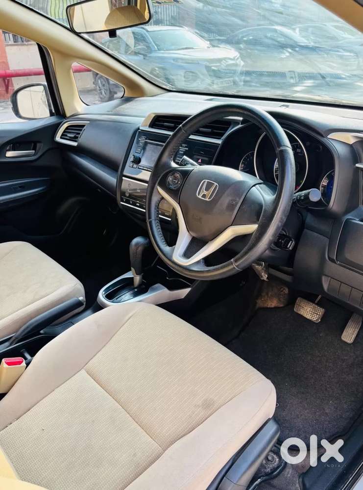 Honda Jazz V Cvt, 2018, Petrol