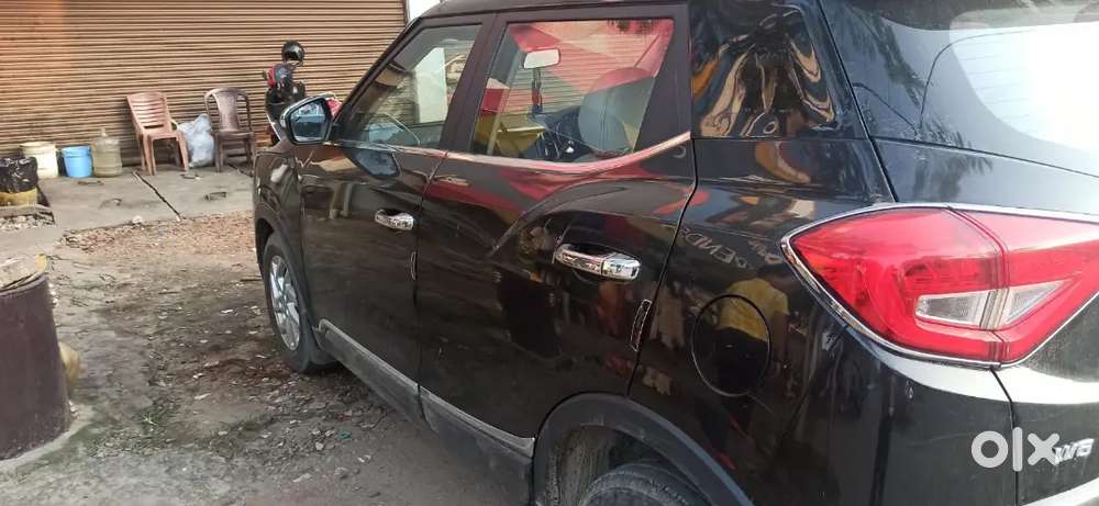 Mahindra Xuv300 2022 Petrol 70000 Km Driven