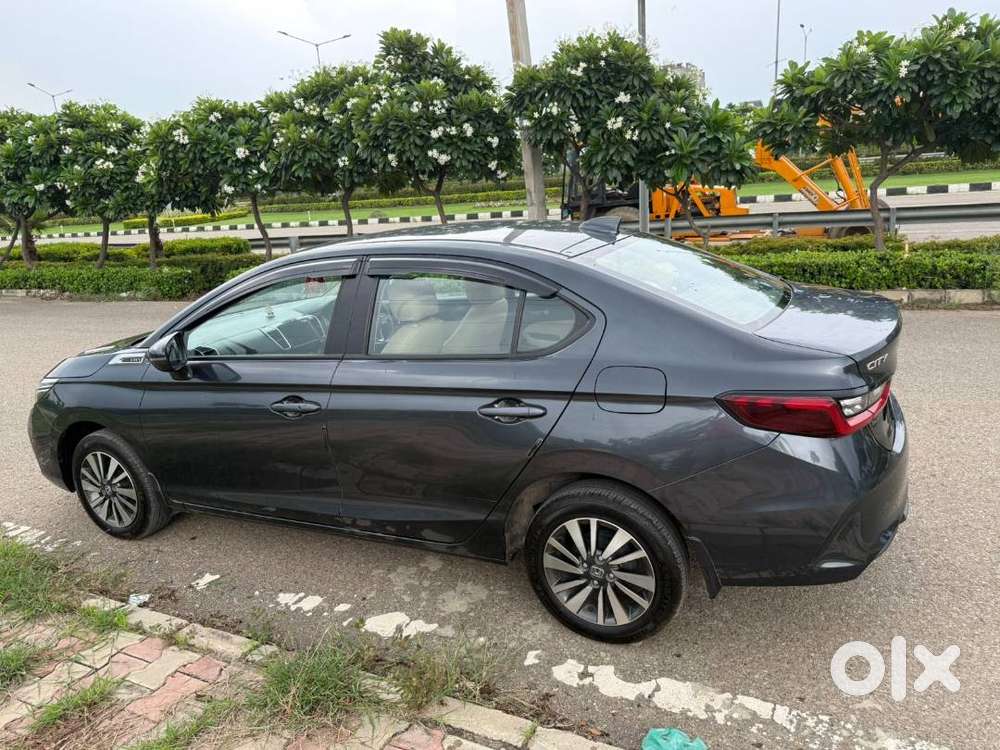 Honda City 2024 Petrol Well Maintained Showroom Condition