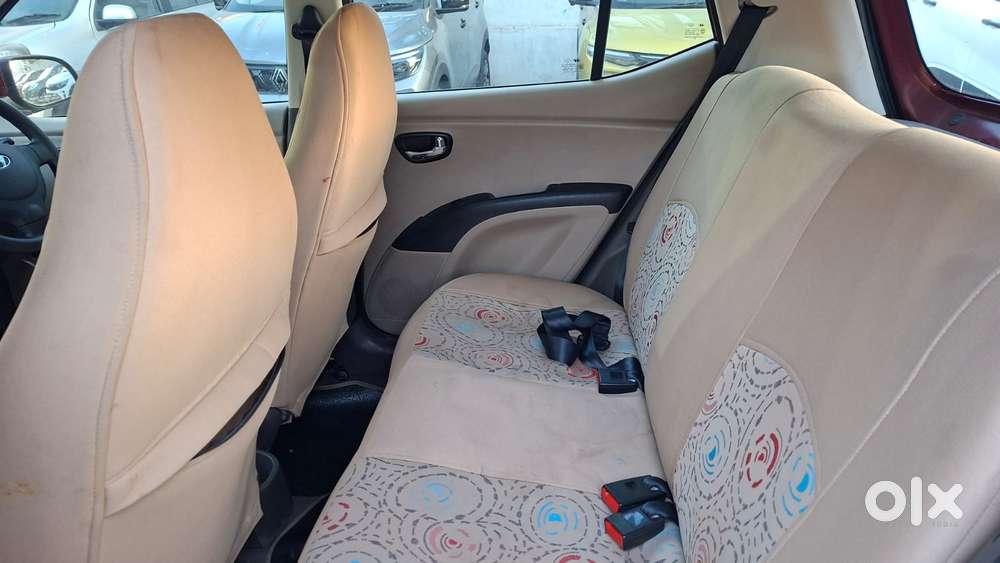 Hyundai I10 Sportz, 2015, Petrol