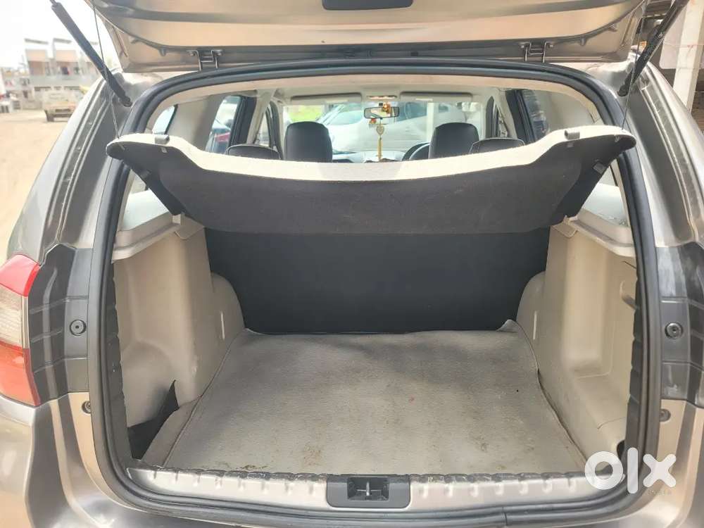 Nissan Terrano 2015 Diesel 115000 Km Driven