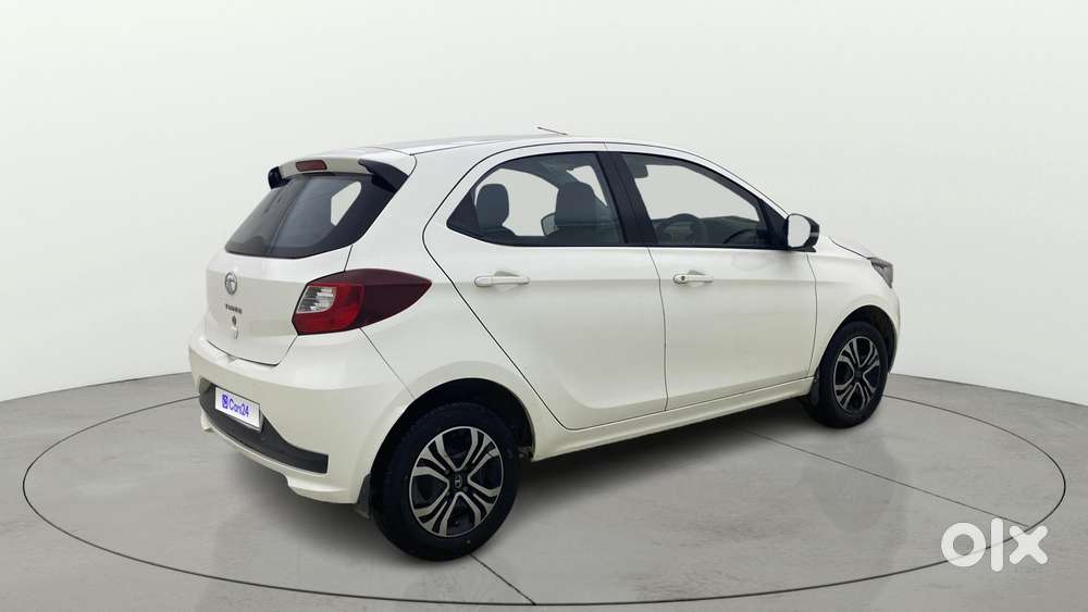 Tata Tiago 1.2 Revotron Xta, 2023, Petrol