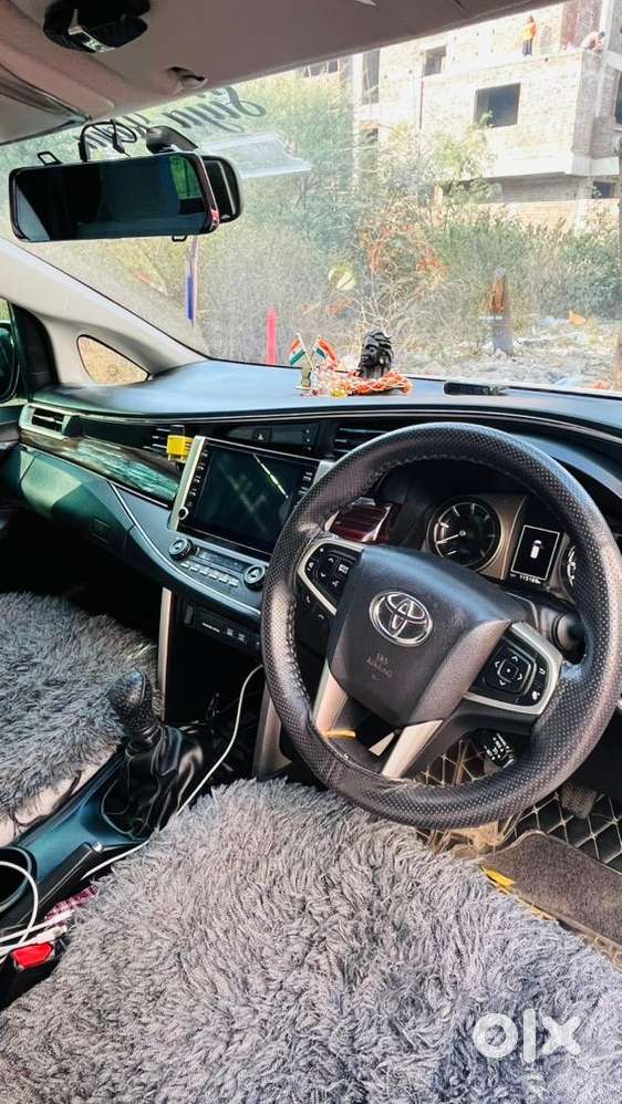 Toyota Innova Crysta 2022 Diesel 70000 Km Driven