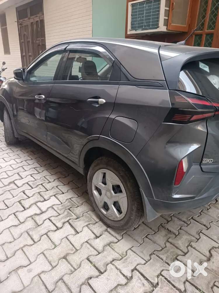 Tata Nexon Smart+pmt Icng