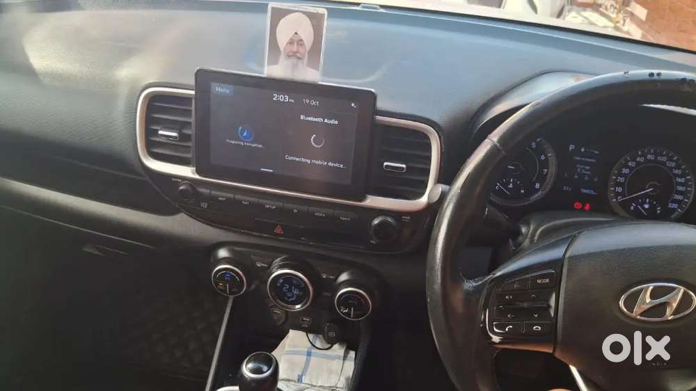 Hyundai Venue Turbo 2019, With Sunroof