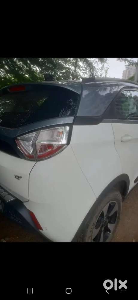 Tata Nexon 2019 Petrol Manual Dual Tone
