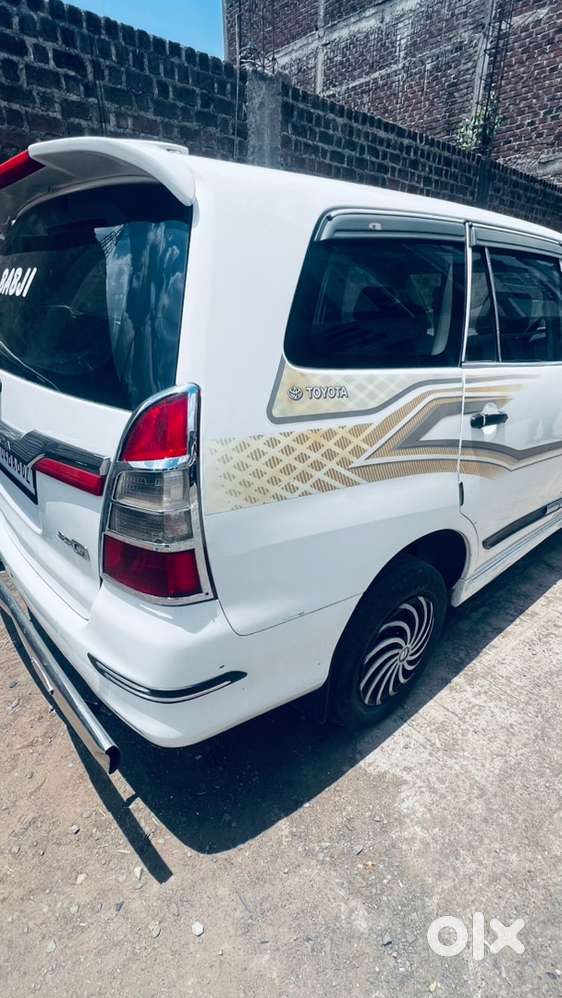 Toyota Innova Diesel 2012
