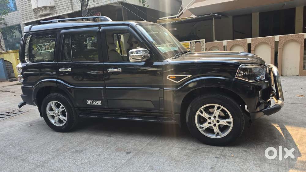 Mahindra Scorpio S10 7 Seater, 2017, Diesel