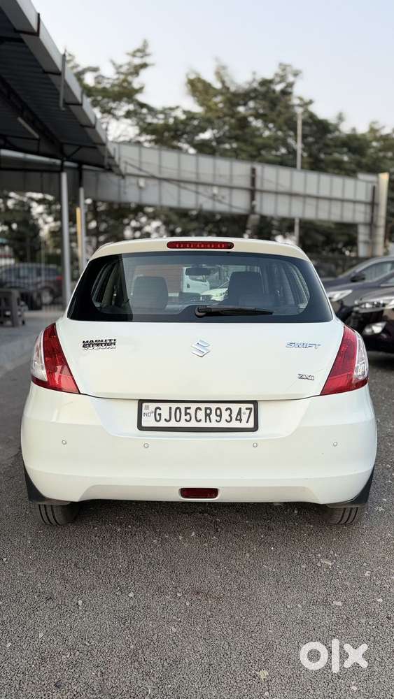 Maruti Suzuki Swift Zxi, 2011, Cng & Hybrids