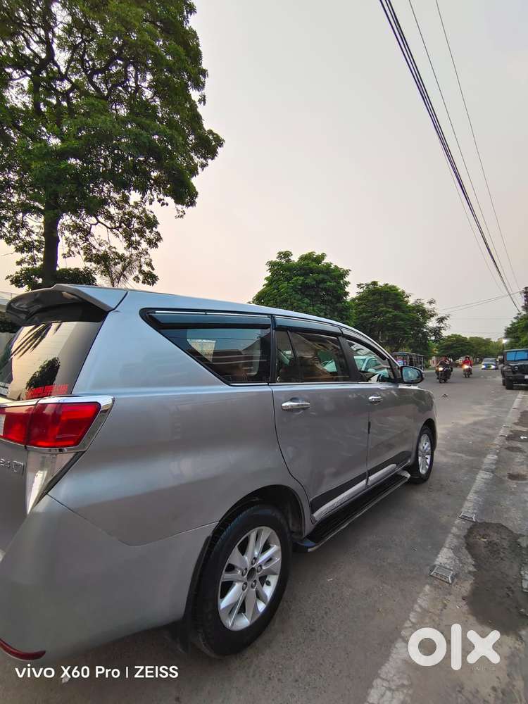 Toyota Innova Crysta 2.4 V 7 Str, 2018, Diesel
