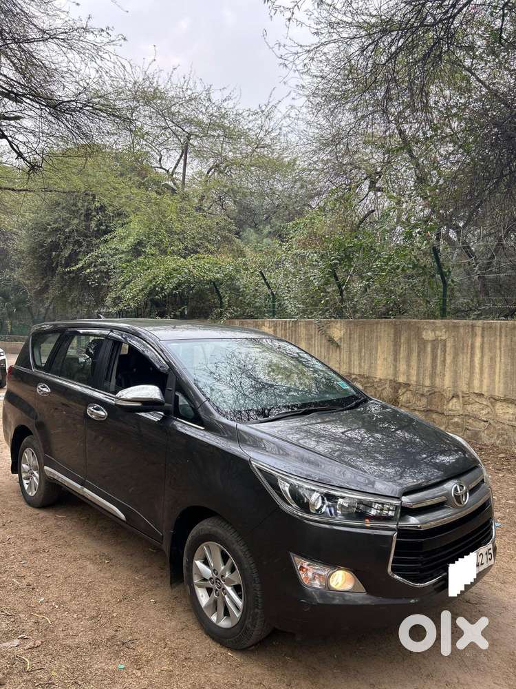 Toyota Innova Crysta