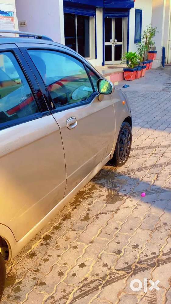 Chevrolet Spark 2011 Petrol Well Maintained
