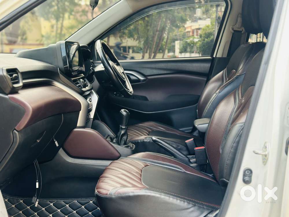 Maruti Suzuki Grand Vitara 1.5 Sigma Smart Hybrid, 2023, Petrol