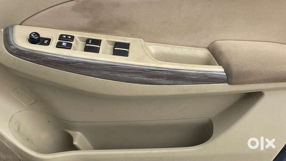 Maruti Suzuki Swift Dzire Zxi + Amt, 2022, Petrol