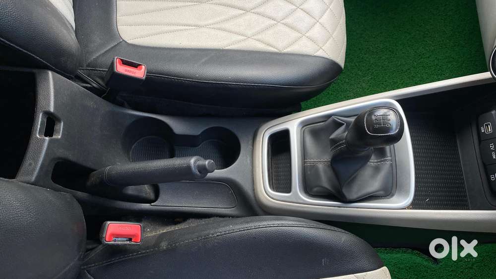 Hyundai Venue [2022-ongoing] 1.2 S, 2023, Petrol