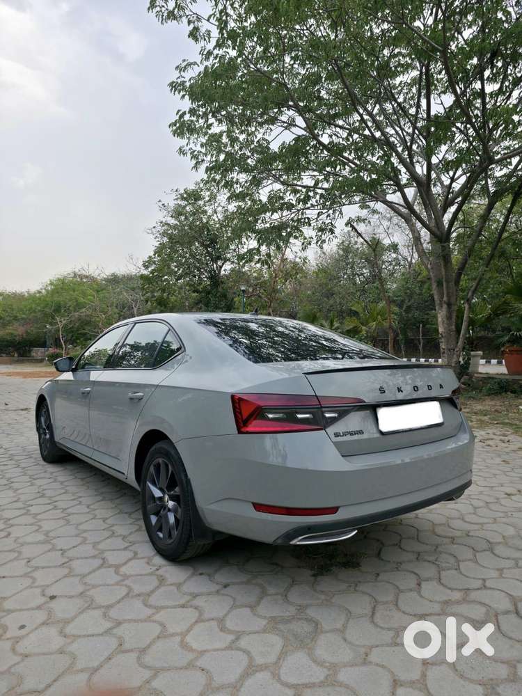 Skoda Superb 2.0 Sportline Tsi At, 2023, Petrol