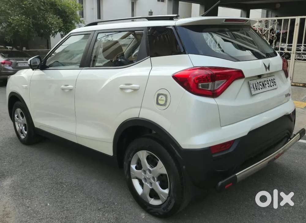 Mahindra Xuv300 W6 Diesel Manual With Sunroof,2022
