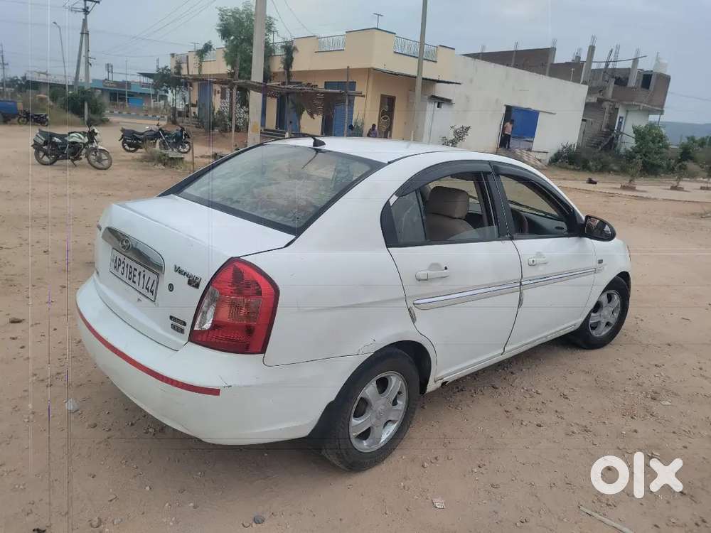 Hyundai Verna Crdi Manual 2009