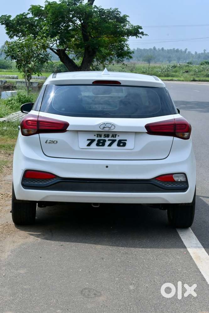 Hyundai I20 2018 Petrol 67000 Km Driven