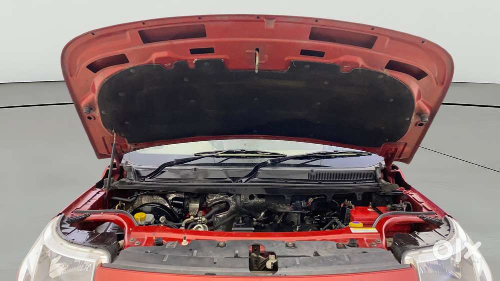 Mahindra Tuv 300 Mhawk100 T8, 2016, Diesel