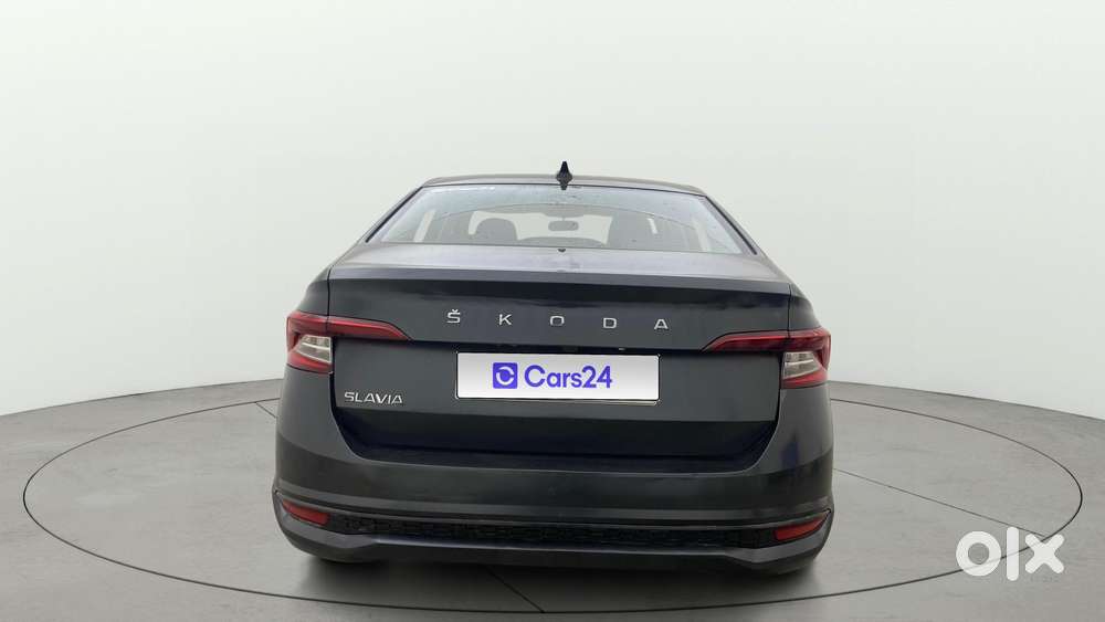 Skoda Slavia 1.0 Ambition Tsi At, 2022, Petrol