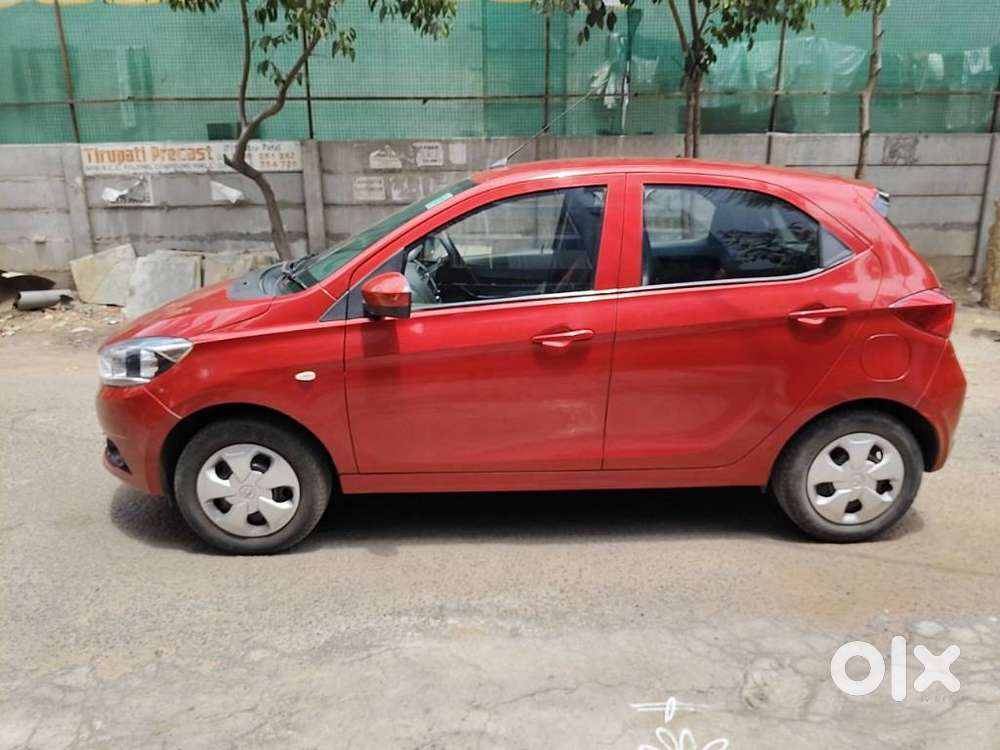 Tata Tiago 1.2 Revotron Xt, 2017, Petrol