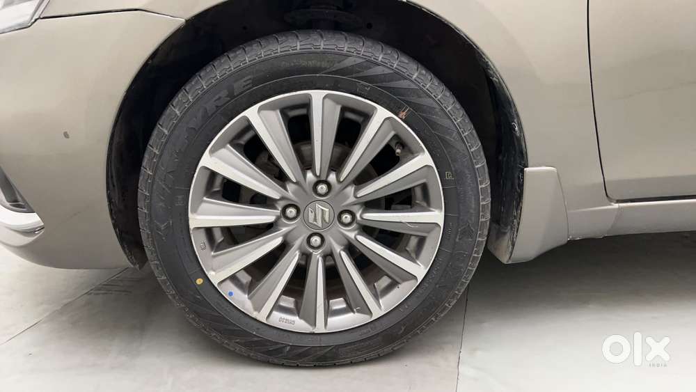 Maruti Suzuki Ciaz 1.5 Alpha Shvs Amt, 2018, Petrol