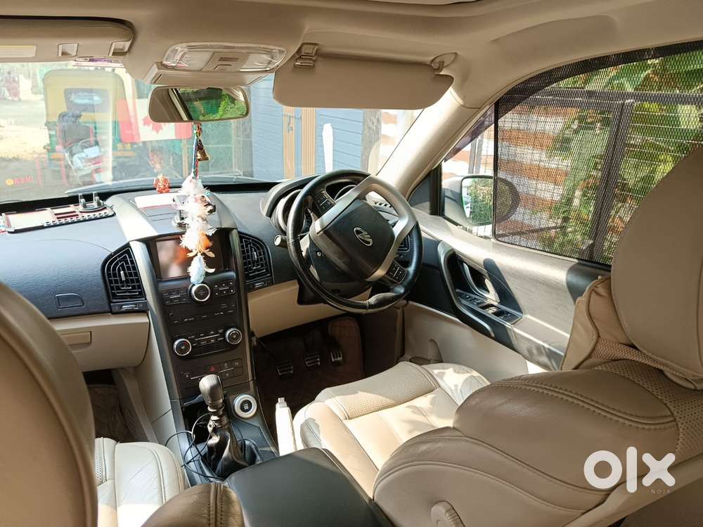 Mahindra Xuv500 Diesel 2015 W10 Top Model With Sunroof