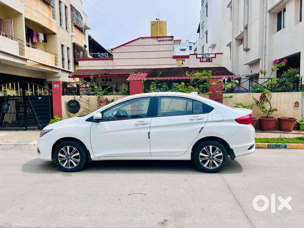 Immaculate 2022 Honda City 4th Gen V Petrol | Single Owner | 43k Kms |