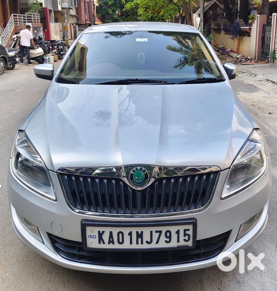 Skoda Rapid 1.6 Mpi At Ambition Plus, 2013, Petrol