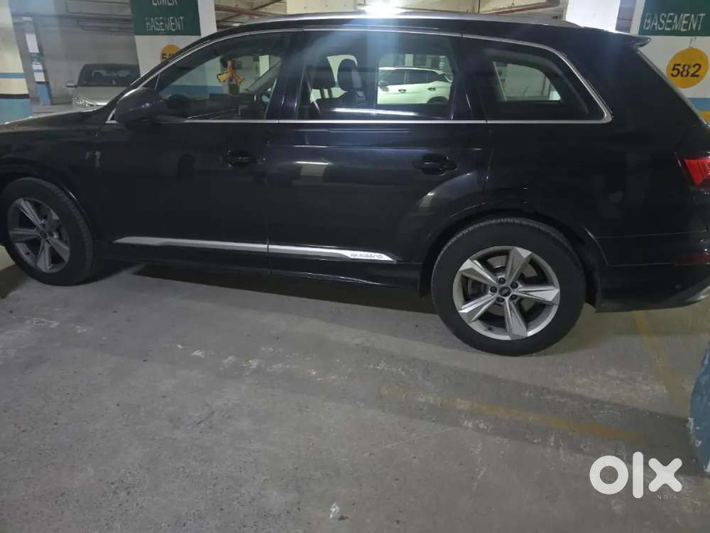 Audi Q7 2023 Petrol Hybrid
