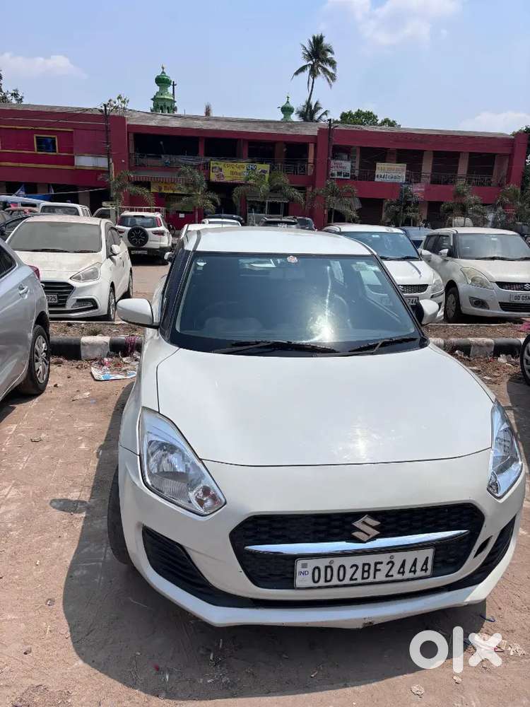Maruti Suzuki Swift Vxi 2019