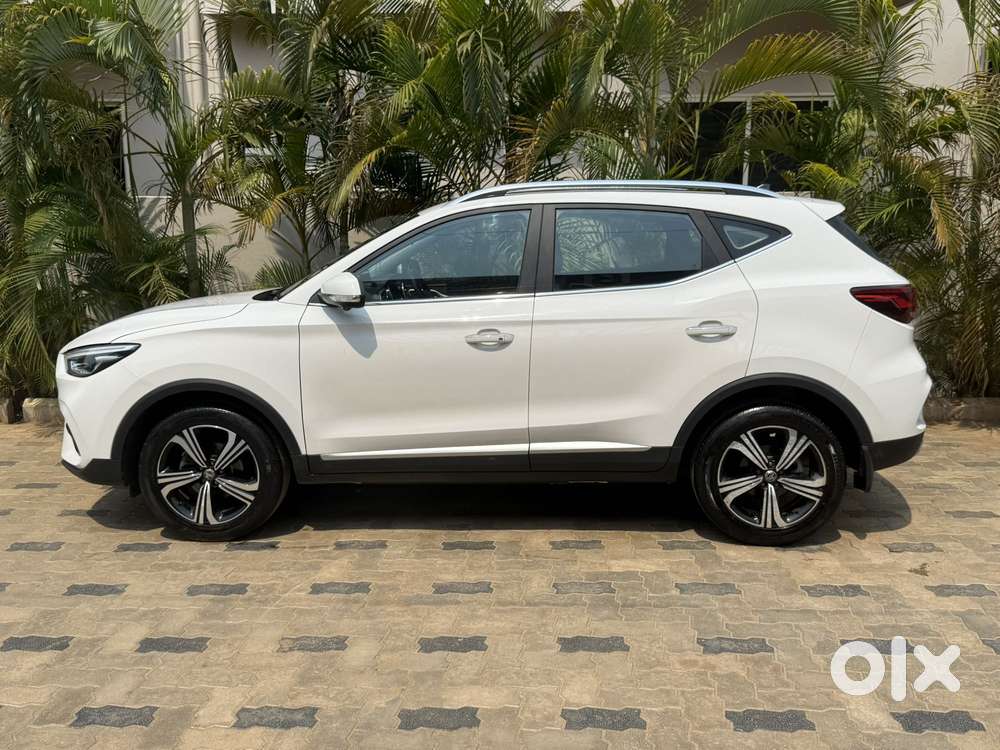 Mg Astor Zs Vti-tech Cvt Sharp, 2021, Petrol
