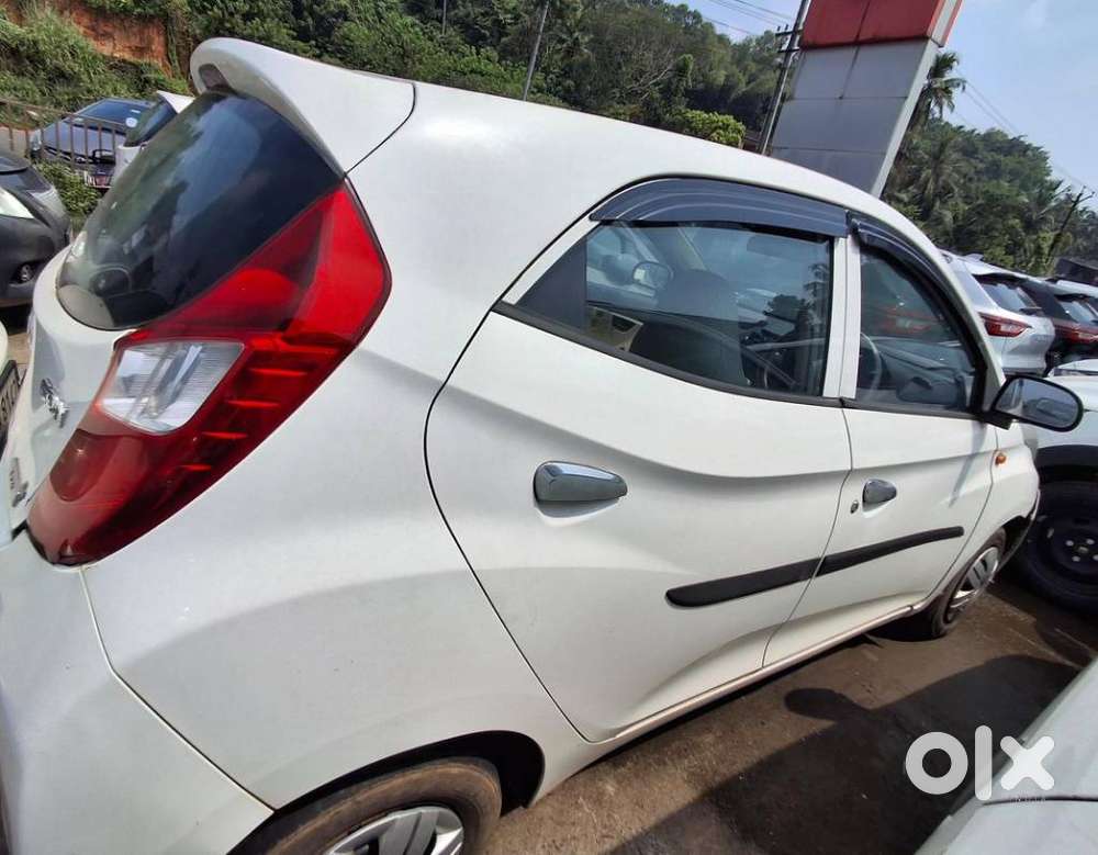 Hyundai Eon 0.8 Magna (o), 2011, Petrol