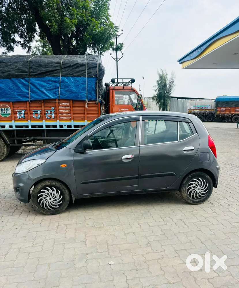 Hyundai I10 2013 Petrol 85000 Km Driven