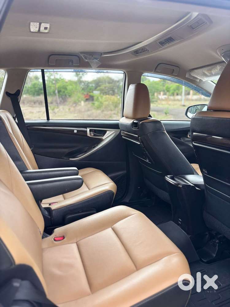 Toyota Innova Crysta 2.4 Z 7 Str, 2025, Diesel