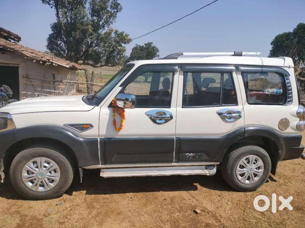 Mahindra Scorpio 2016