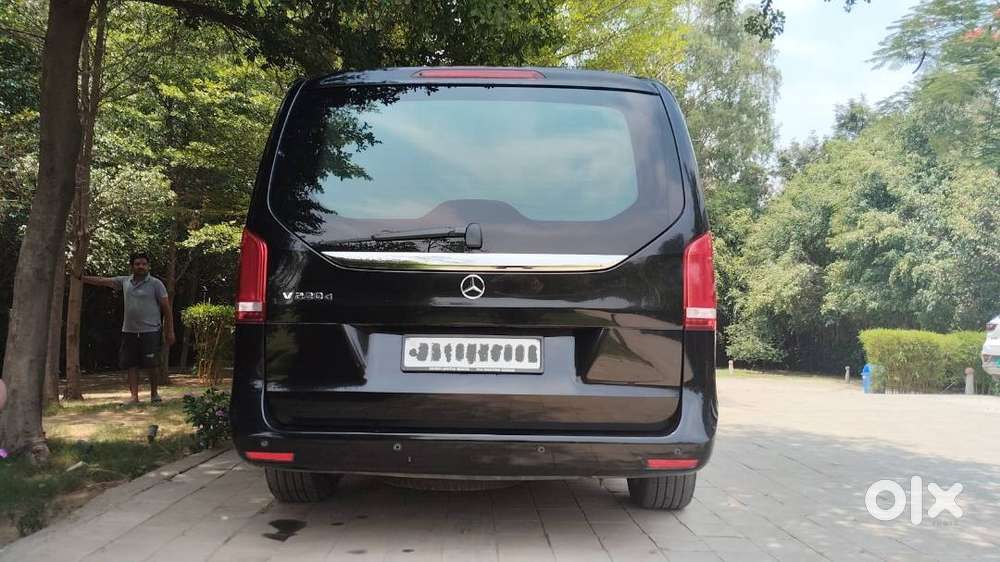 V Class Single Hand Driven