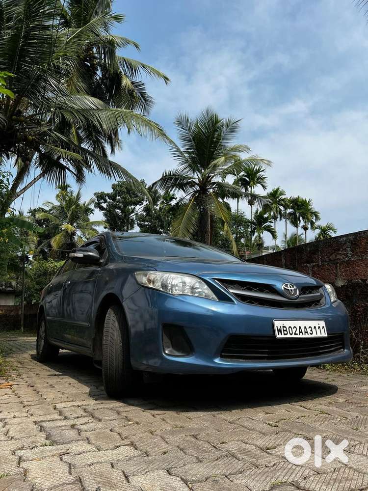 Toyota Corolla Altis 2012