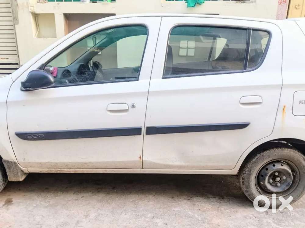 Alto 800 Vxi 2015 Single Hand Army Person