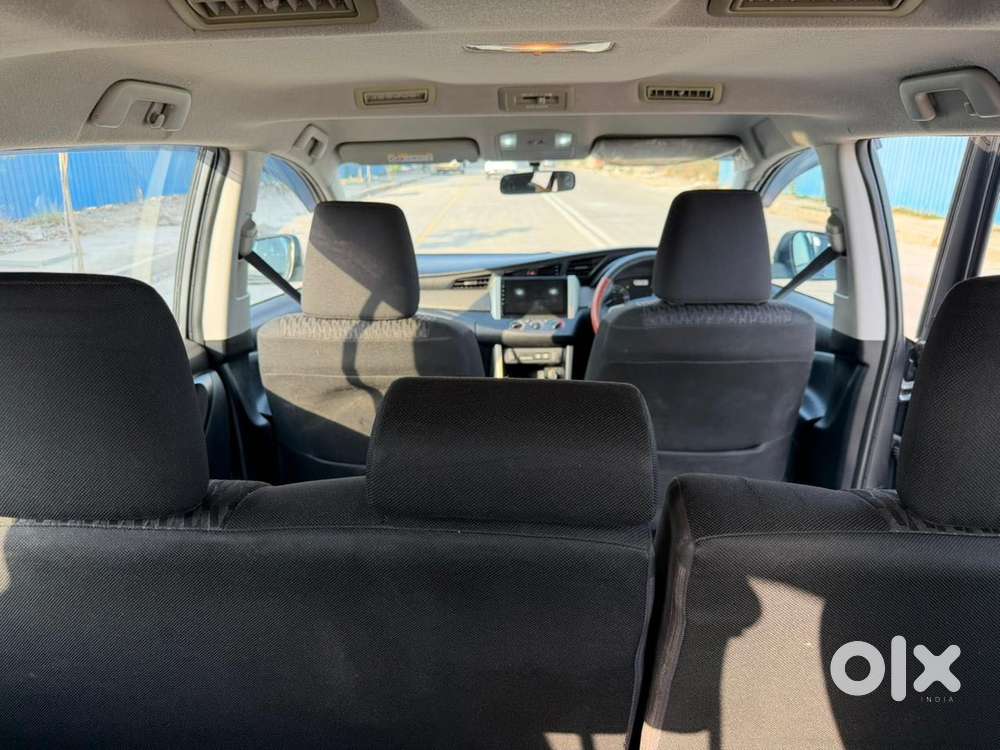 Toyota Innova Crysta 2.8 Gx At 8s, 2017, Diesel
