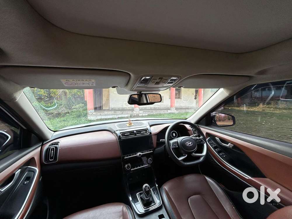 Hyundai Alcazar Signature (o) 7 Seater 1.5 Diesel At Adventure Dual ..