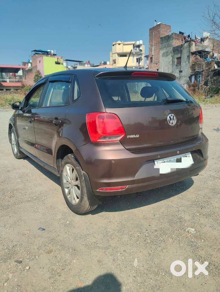 Volkswagen Polo Petrol Highline 1.2l, 2016, Petrol